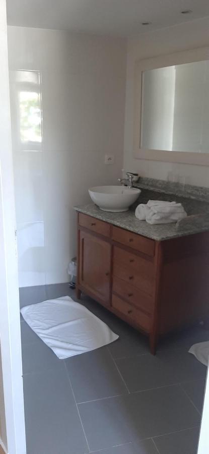 Chambres D'Hotes La Luzerniere Saint-Denis-de-Pile Εξωτερικό φωτογραφία