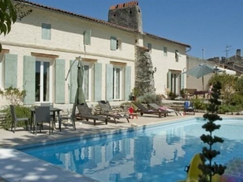 Chambres D'Hotes La Luzerniere Saint-Denis-de-Pile Εξωτερικό φωτογραφία