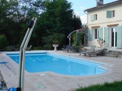Chambres D'Hotes La Luzerniere Saint-Denis-de-Pile Εξωτερικό φωτογραφία